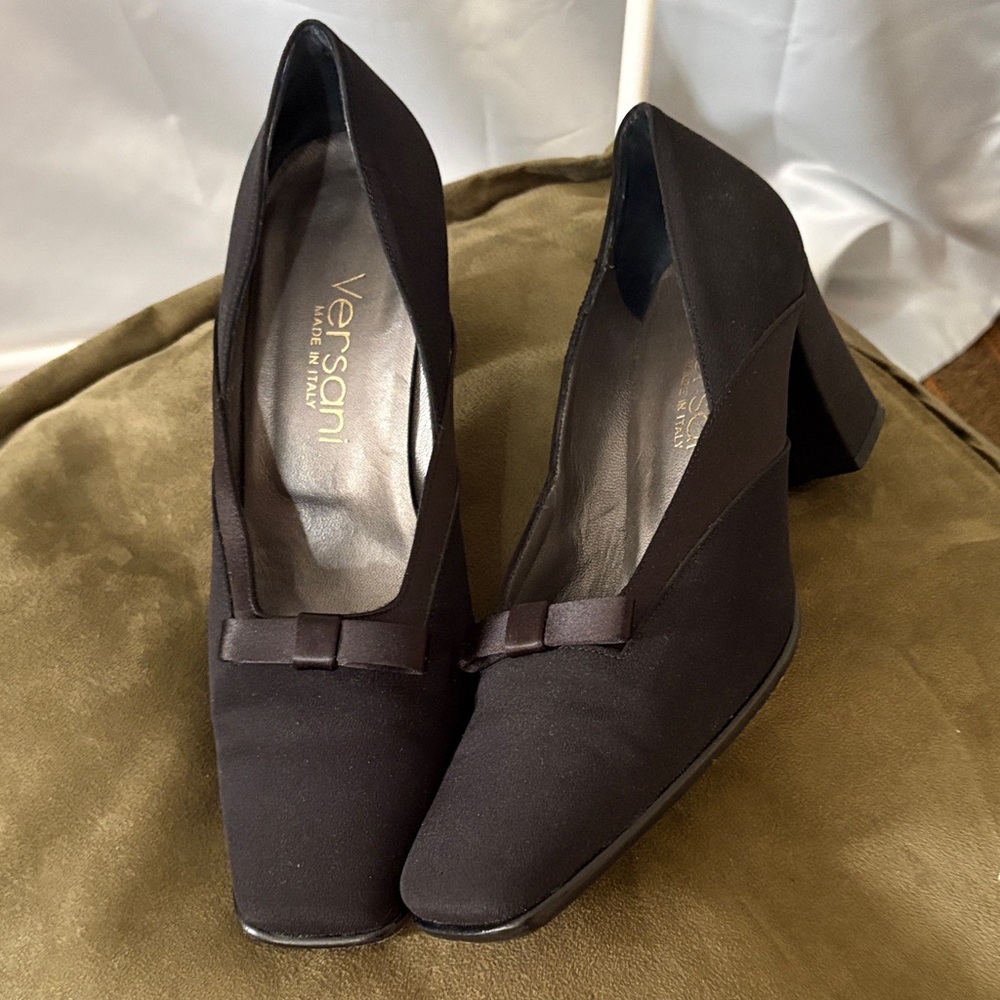 Versani Women's Elegant Black Heels